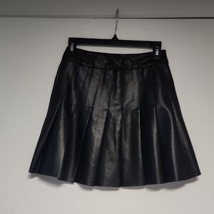 Love Tree Elegant Black A-Line Leather Skirt Size S